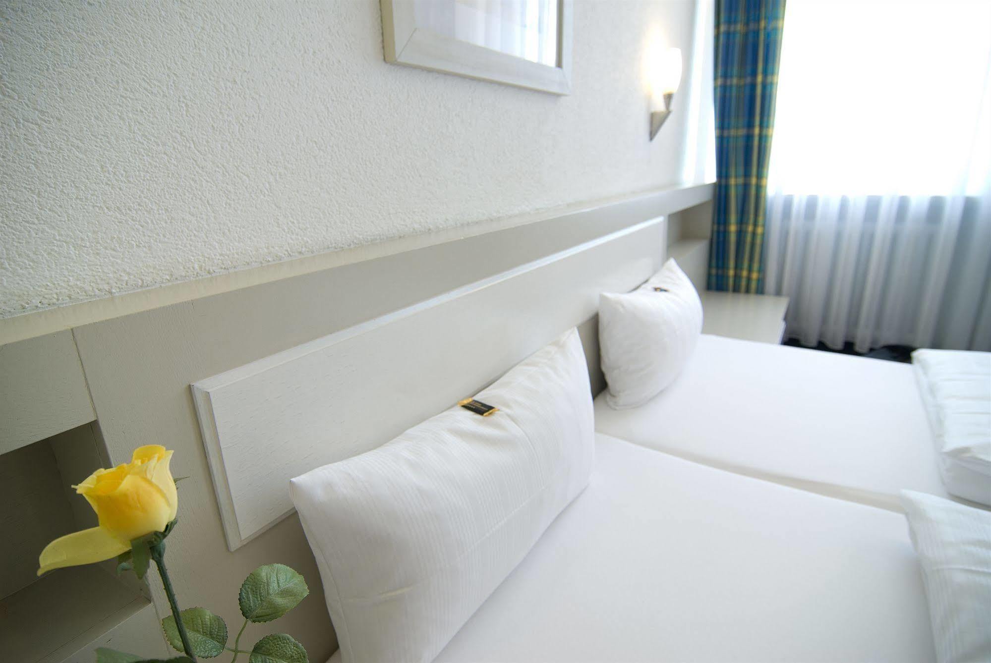 Hotel Kempf Dirmstein Luaran gambar